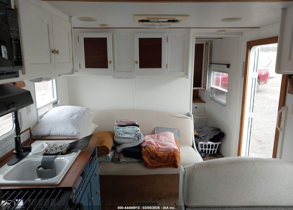 2006 SUNNYBROOK TRAVEL TRLR VIN: 4UBAS0M2061K70398