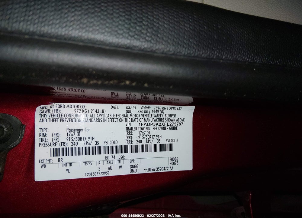 2015 FORD FOCUS SE VIN: 1FADP3K2XFL275787