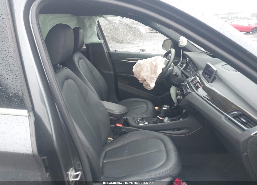 2017 BMW X1 SDRIVE28I VIN: WBXHU7C33H5H36604