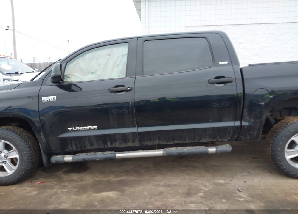 2015 TOYOTA TUNDRA SR5 5.7L V8 VIN: 5TFDW5F13FX430263