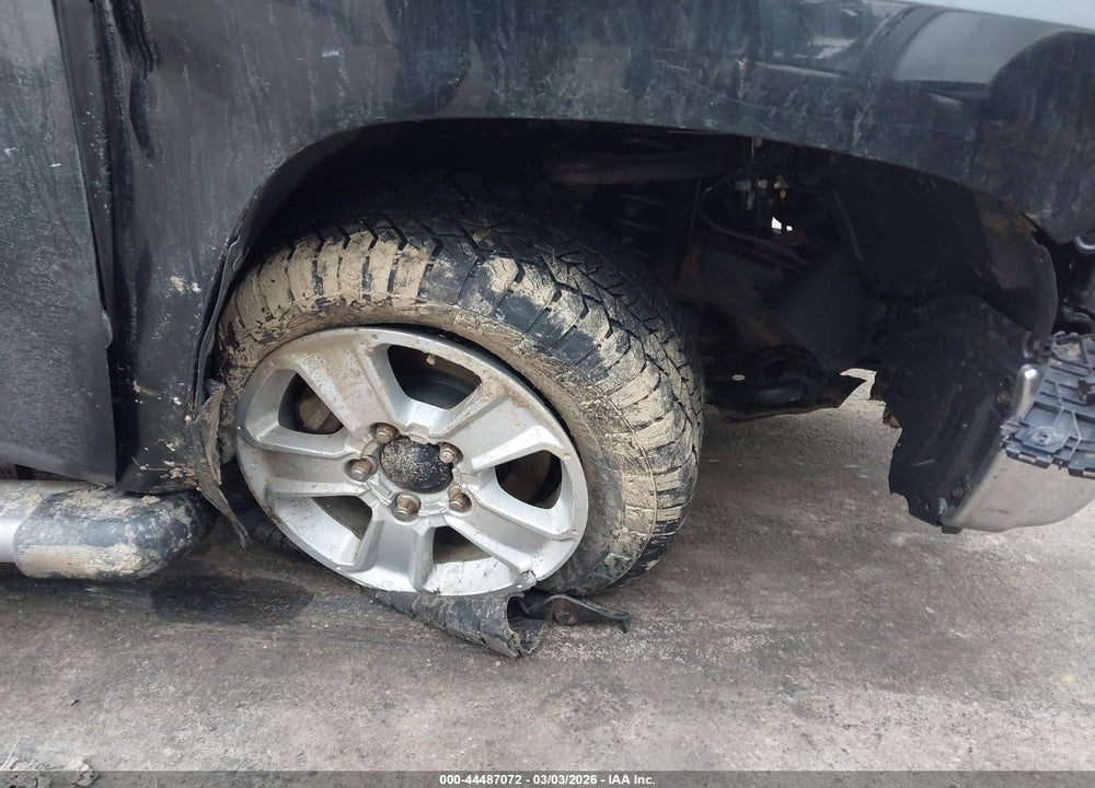 2015 TOYOTA TUNDRA SR5 5.7L V8 VIN: 5TFDW5F13FX430263