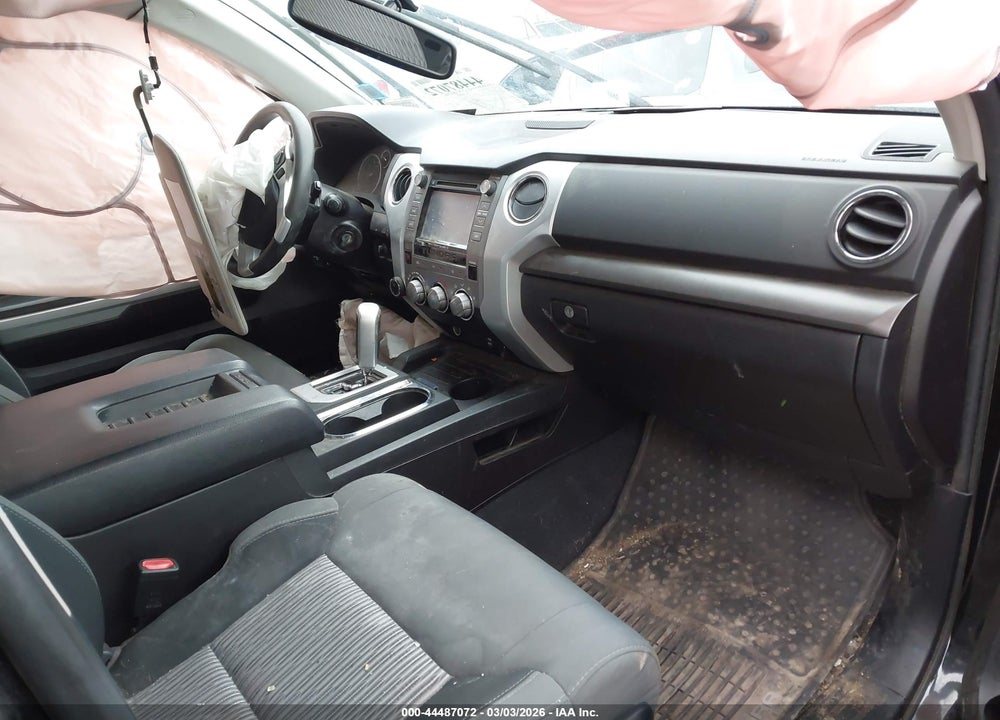 2015 TOYOTA TUNDRA SR5 5.7L V8 VIN: 5TFDW5F13FX430263