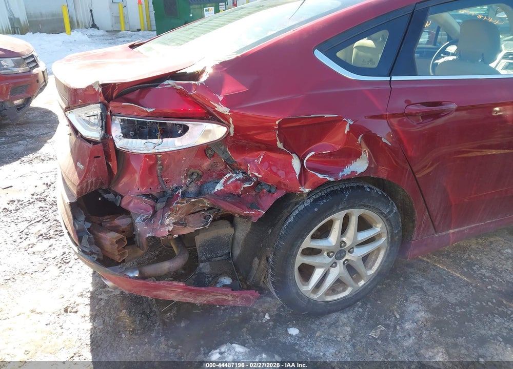 2015 FORD FUSION SE VIN: 1FA6P0H75F5111796