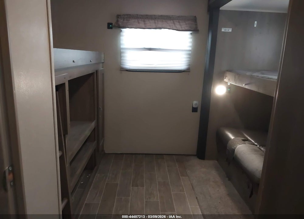2020 PALOMINO PUMA 32 RBFQ VIN: 4X4TPUH26LP082151