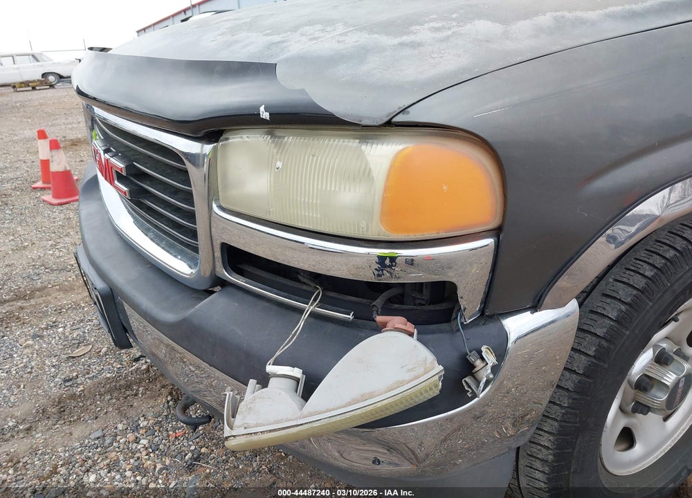 2002 GMC SIERRA 1500 SL VIN: 1GTEC14W52Z165901