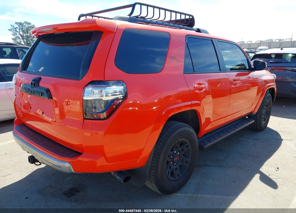 2024 TOYOTA 4RUNNER SR VIN: JTERU5JR7R6296842