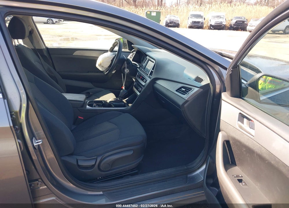 2018 HYUNDAI SONATA SE VIN: 5NPE24AF9JH678552