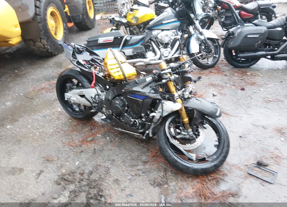 2024 YAMAHA YZFR1M VIN: JYARN67E6RA000763