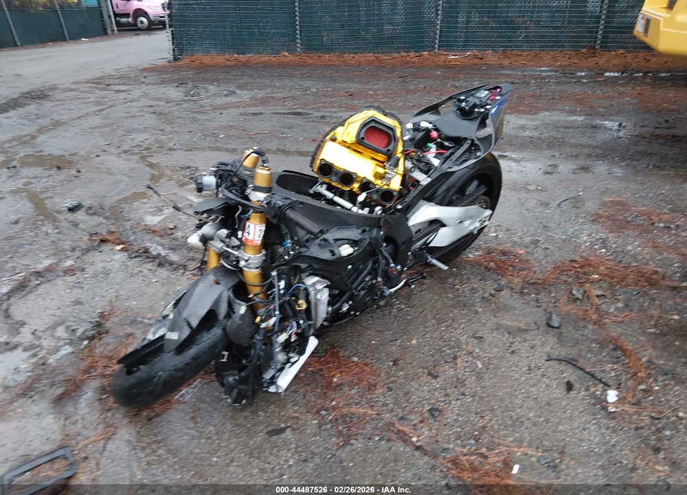 2024 YAMAHA YZFR1M VIN: JYARN67E6RA000763