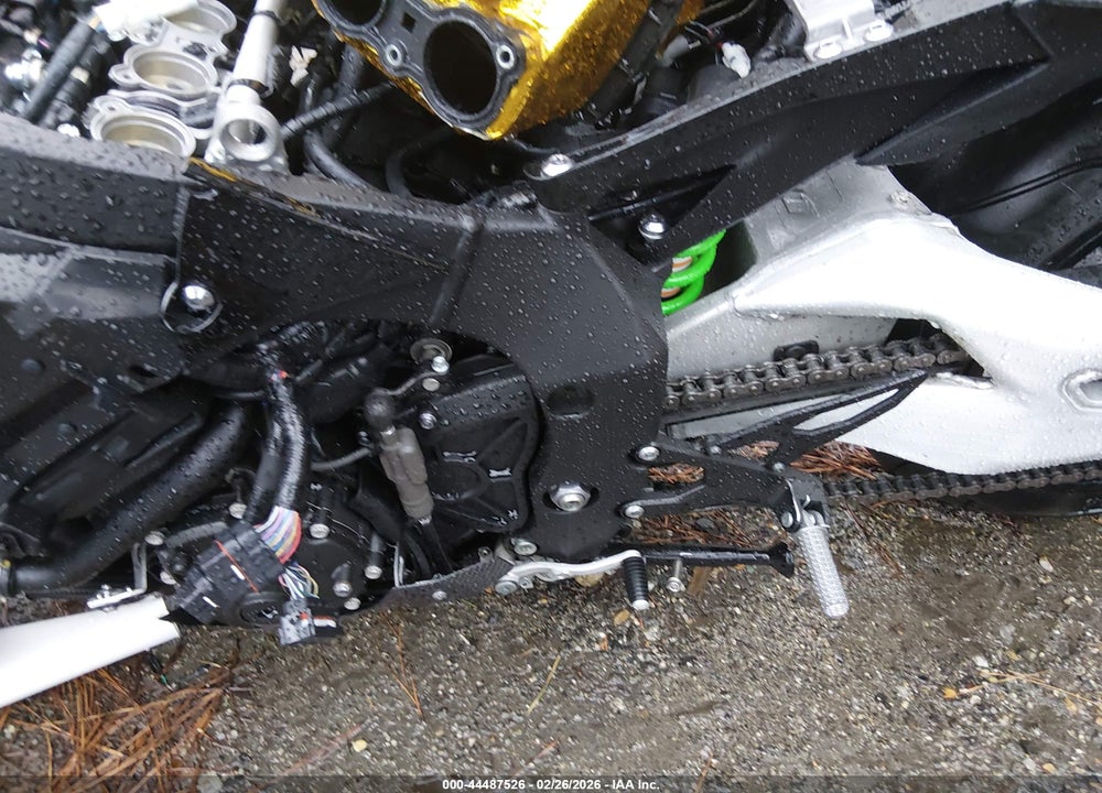 2024 YAMAHA YZFR1M VIN: JYARN67E6RA000763