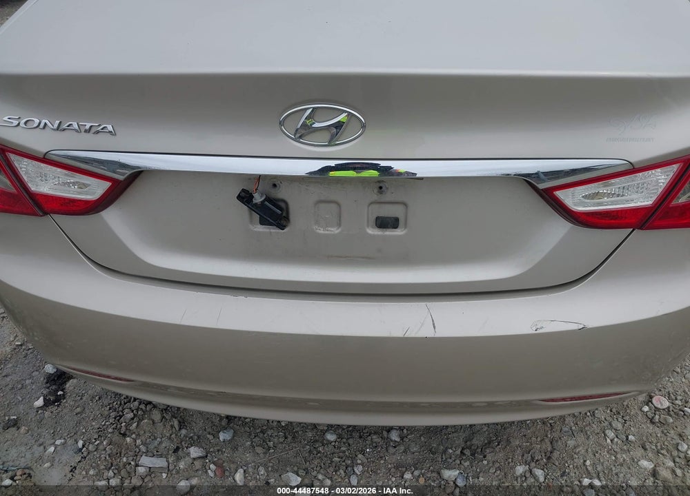 2011 HYUNDAI SONATA GLS VIN: 5NPEB4AC7BH077244