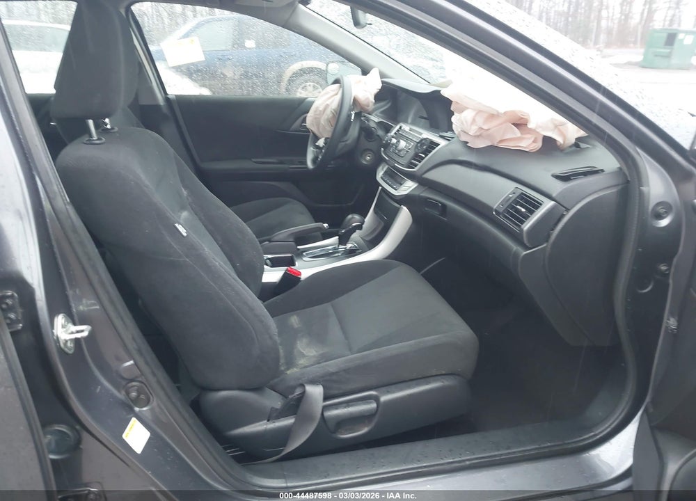 2013 HONDA ACCORD LX VIN: 1HGCR2F35DA200633