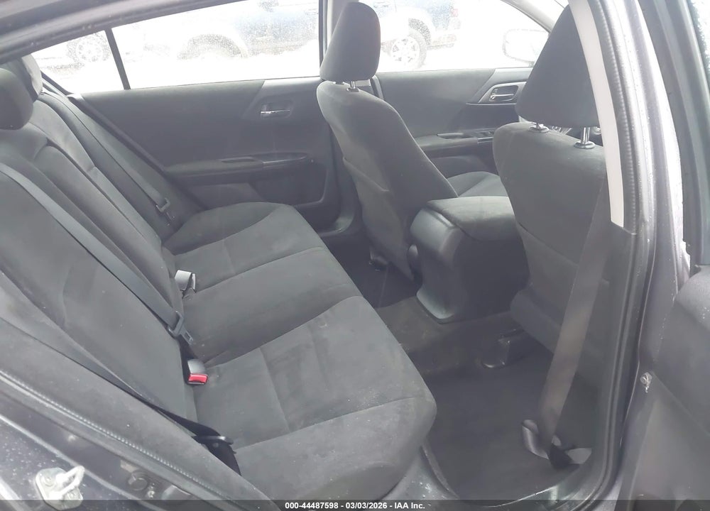 2013 HONDA ACCORD LX VIN: 1HGCR2F35DA200633