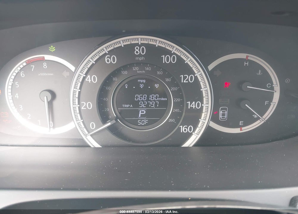 2013 HONDA ACCORD LX VIN: 1HGCR2F35DA200633