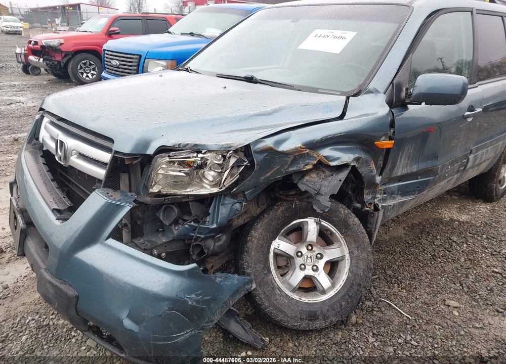 2008 HONDA PILOT EX-L VIN: 5FNYF18598B011258