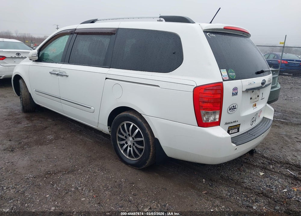 2011 KIA SEDONA EX VIN: KNDMH4C78B6379145