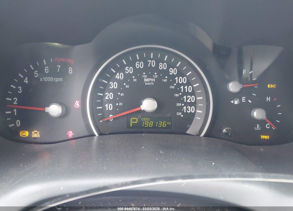 2011 KIA SEDONA EX VIN: KNDMH4C78B6379145