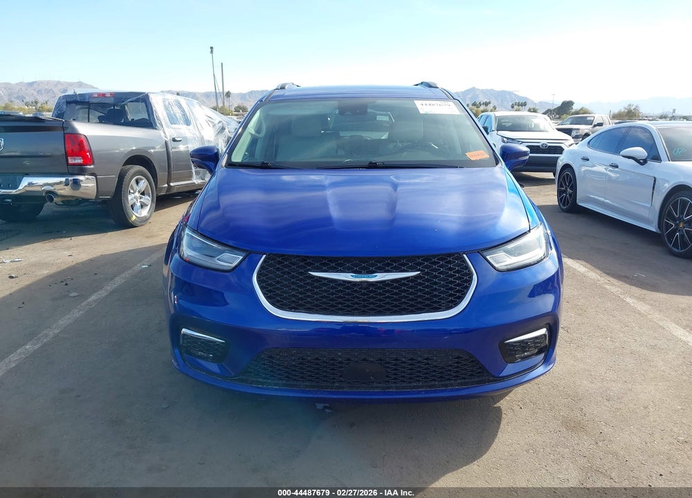 2021 CHRYSLER PACIFICA HYBRID TOURING L VIN: 2C4RC1L73MR544615