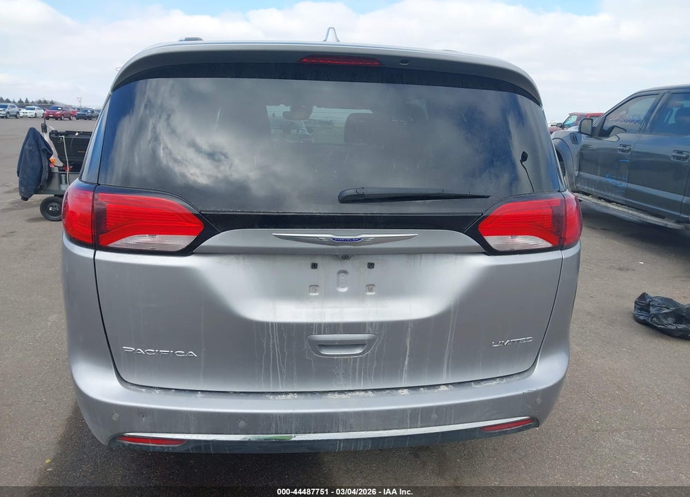 2019 CHRYSLER PACIFICA LIMITED VIN: 2C4RC1GG9KR629434