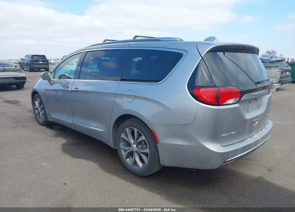 2019 CHRYSLER PACIFICA LIMITED VIN: 2C4RC1GG9KR629434