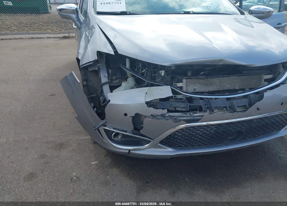 2019 CHRYSLER PACIFICA LIMITED VIN: 2C4RC1GG9KR629434