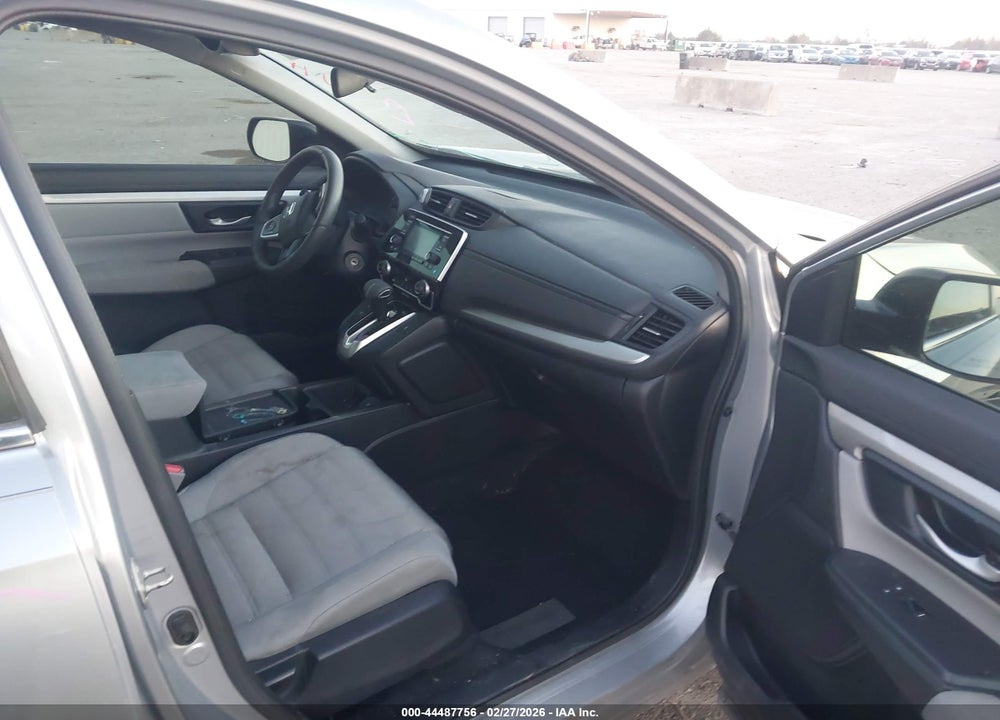 2019 HONDA CR-V LX VIN: 2HKRW5H38KH413307
