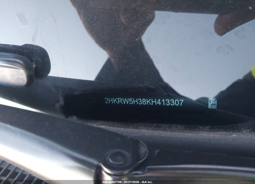 2019 HONDA CR-V LX VIN: 2HKRW5H38KH413307