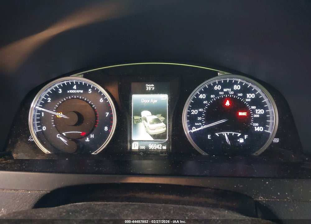 2016 TOYOTA CAMRY XLE V6 VIN: 4T1BK1FK9GU569106