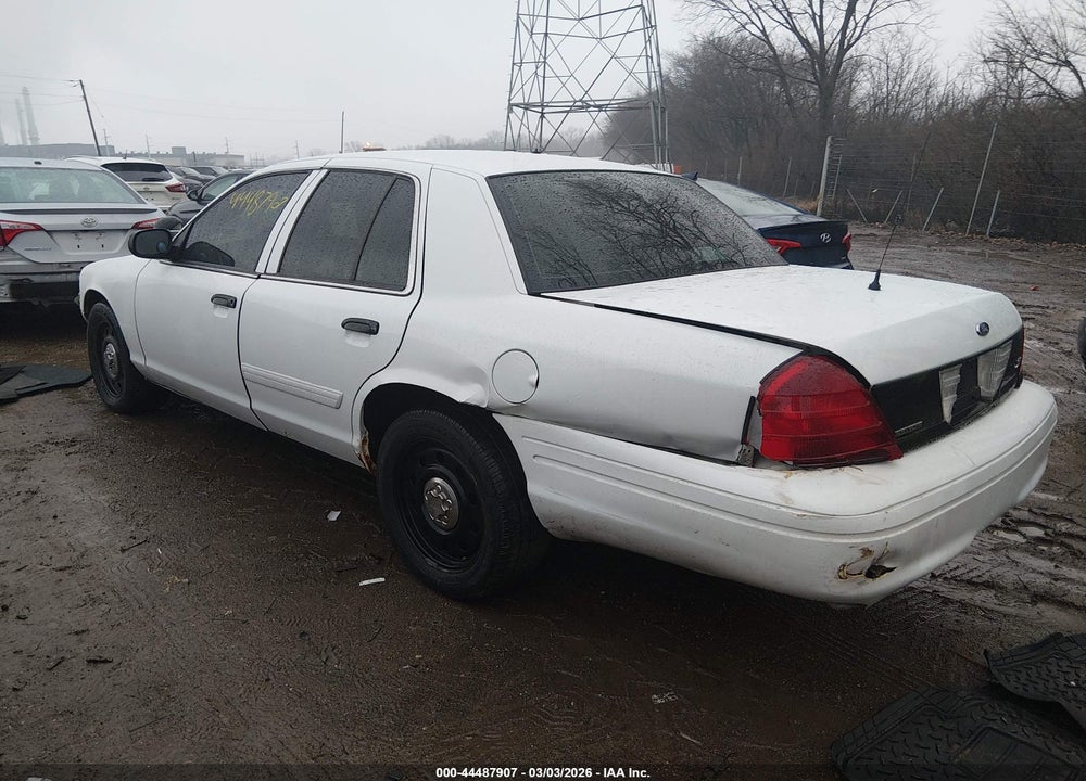 2011 FORD CROWN VICTORIA POLICE INTERCEPTOR VIN: 2FABP7BV7BX180593