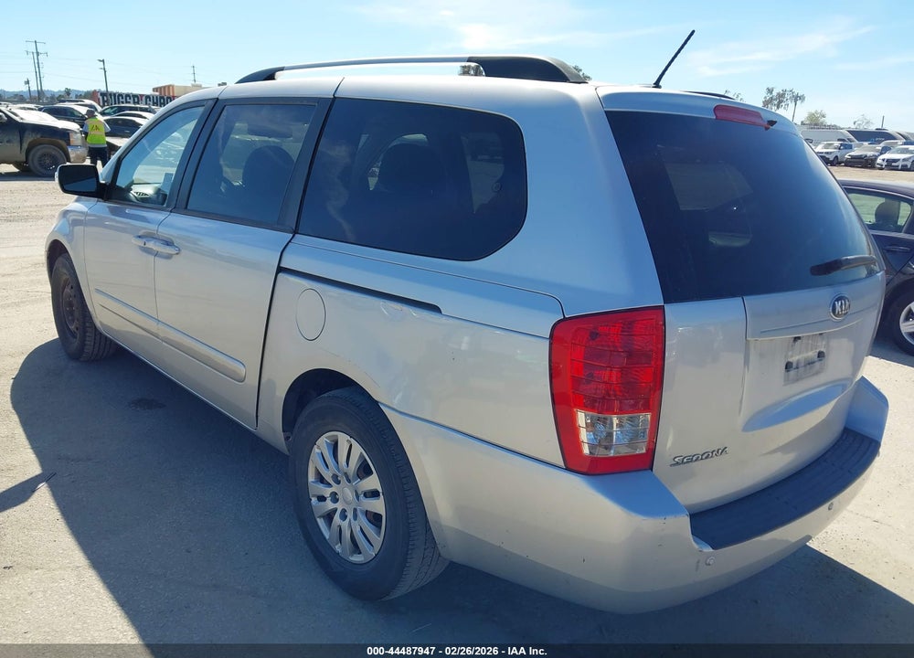 2014 KIA SEDONA LX VIN: KNDMG4C77E6538745