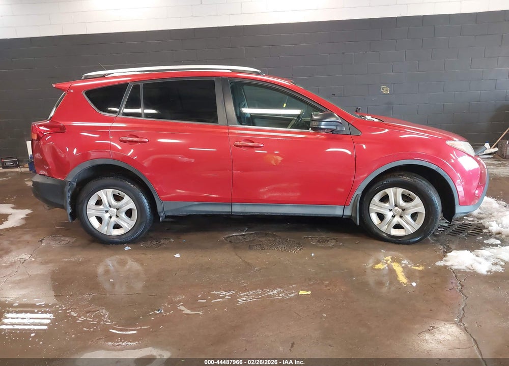 2014 TOYOTA RAV4 LE VIN: 2T3BFREVXEW143900