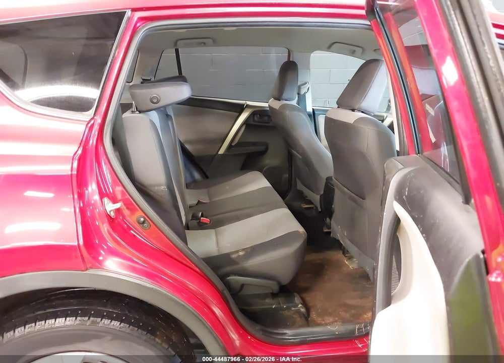 2014 TOYOTA RAV4 LE VIN: 2T3BFREVXEW143900