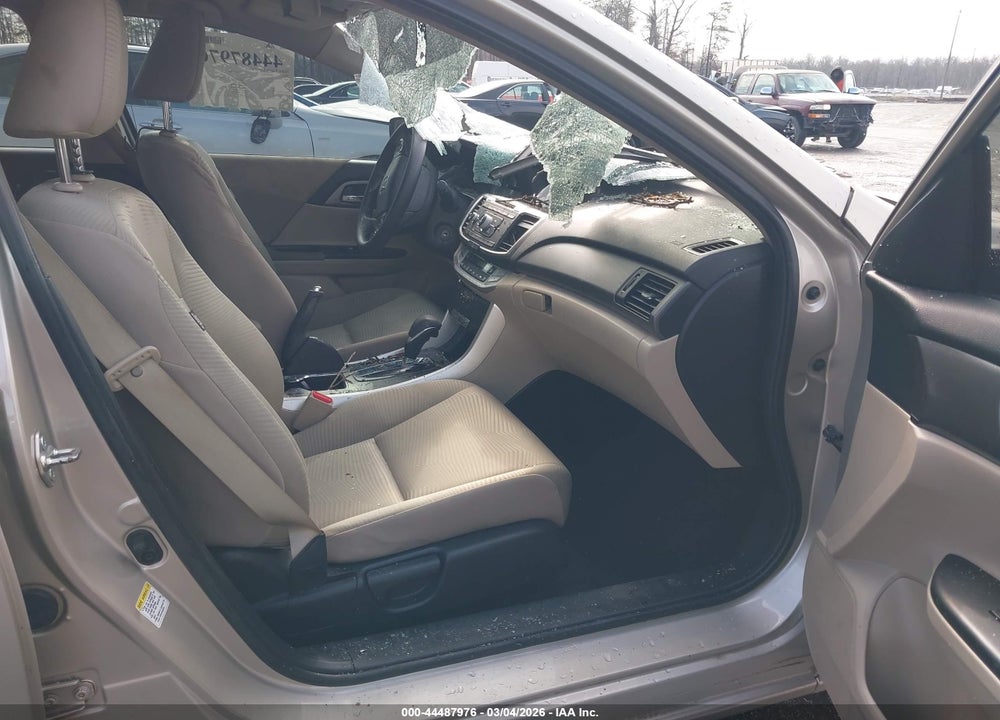 2015 HONDA ACCORD LX VIN: 1HGCR2F36FA216651