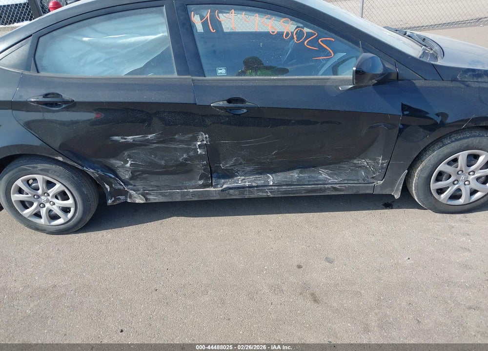 2013 HYUNDAI ACCENT GLS VIN: KMHCT4AE8DU311207