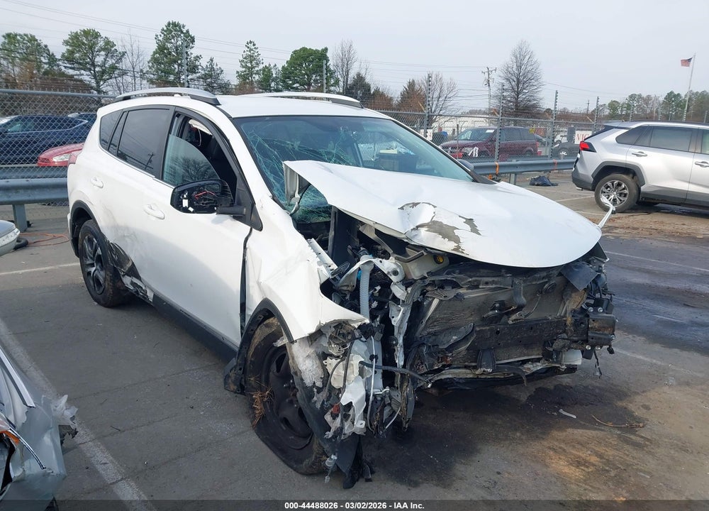 2016 TOYOTA RAV4 LE VIN: 2T3BFREV7GW522064
