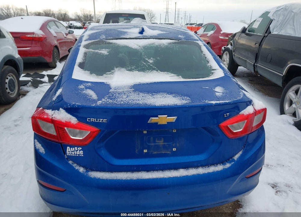 2017 CHEVROLET CRUZE LT AUTO VIN: 1G1BE5SM7H7185148