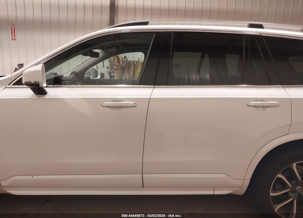 2017 VOLVO XC90 T6 MOMENTUM VIN: YV4A22PK6H1137173