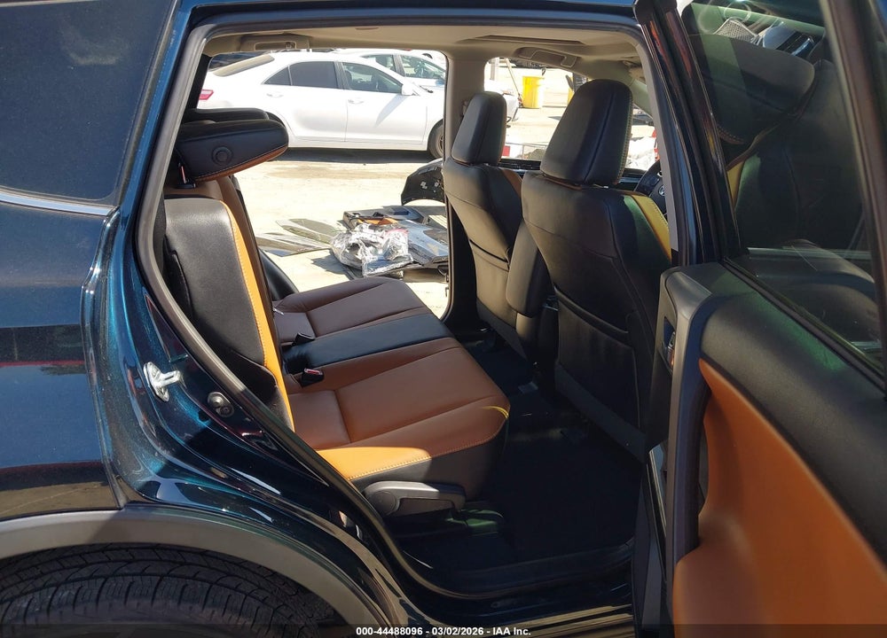 2017 TOYOTA RAV4 LIMITED VIN: 2T3YFREV7HW345835