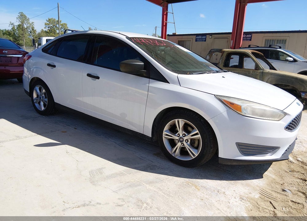2016 FORD FOCUS S VIN: 1FADP3E20GL339364