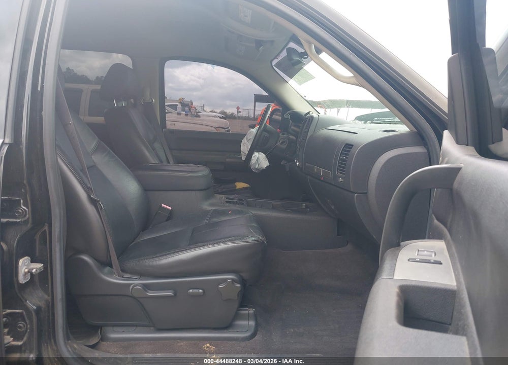 2008 GMC SIERRA 1500 SLE2 VIN: 3GTEC13028G307935