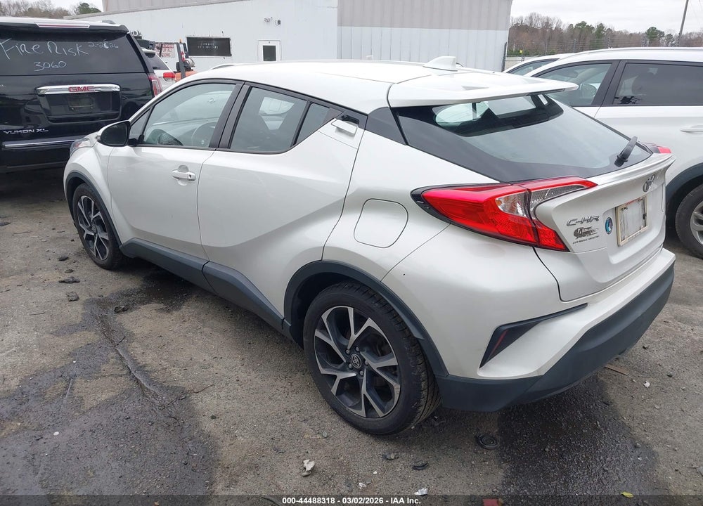2020 TOYOTA C-HR XLE VIN: NMTKHMBX6LR110389