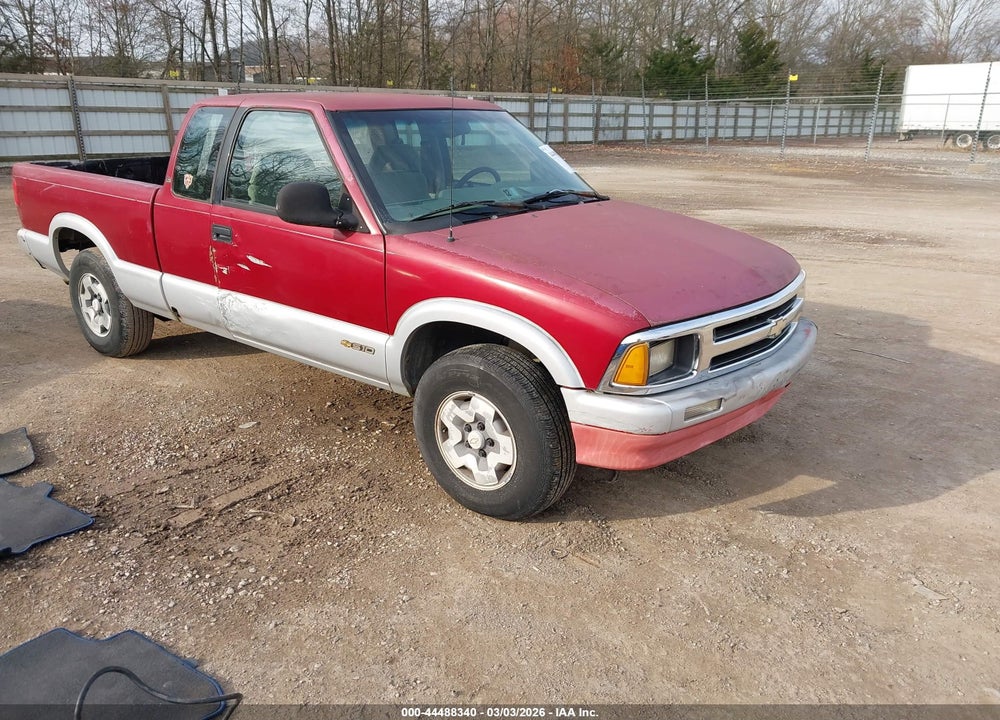 1994 CHEVROLET S TRUCK S10 VIN: 1GCDT19Z0RK103940