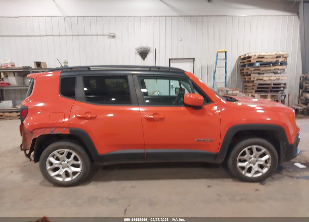 2016 JEEP RENEGADE LATITUDE VIN: ZACCJBBT0GPC63994