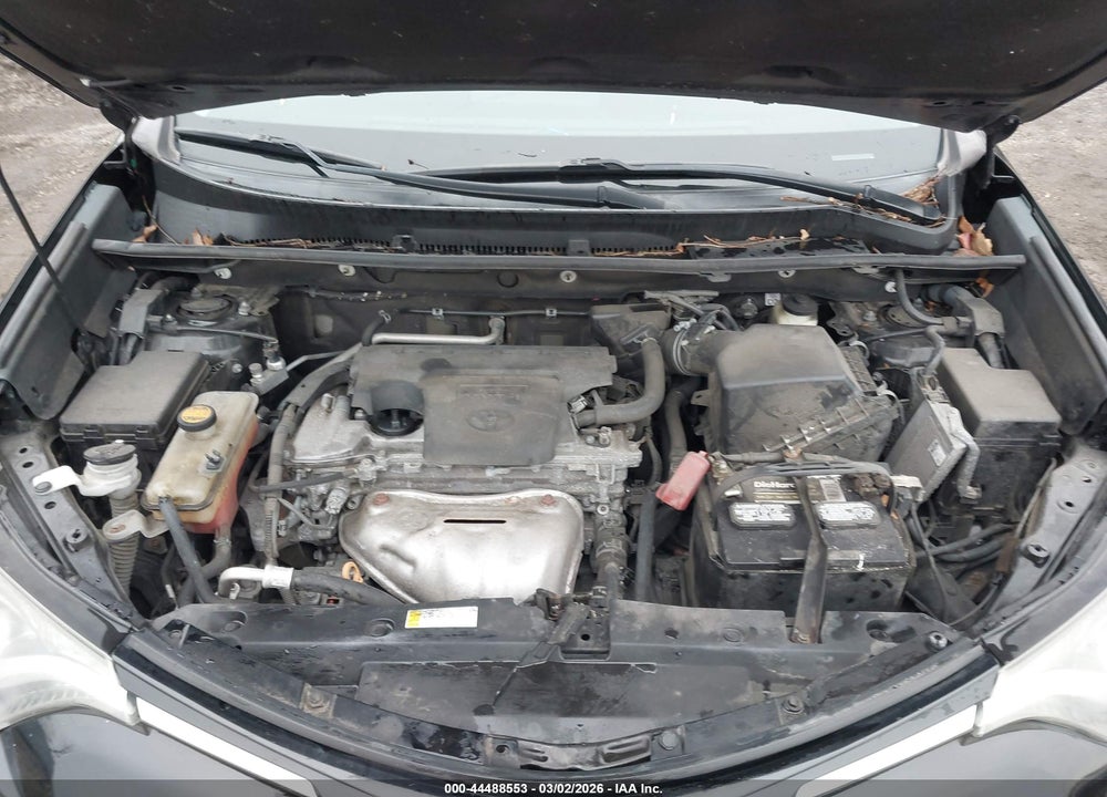2018 TOYOTA RAV4 XLE VIN: 2T3WFREV3JW417837