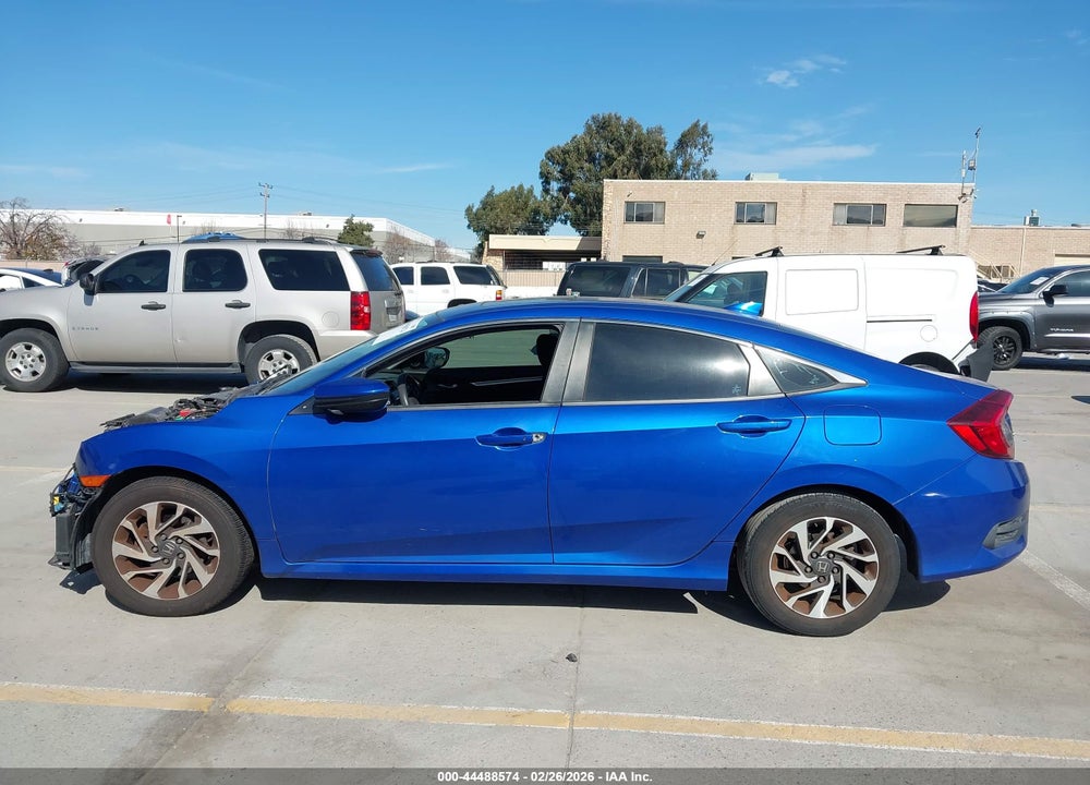 2018 HONDA CIVIC EX VIN: 19XFC2F74JE202897