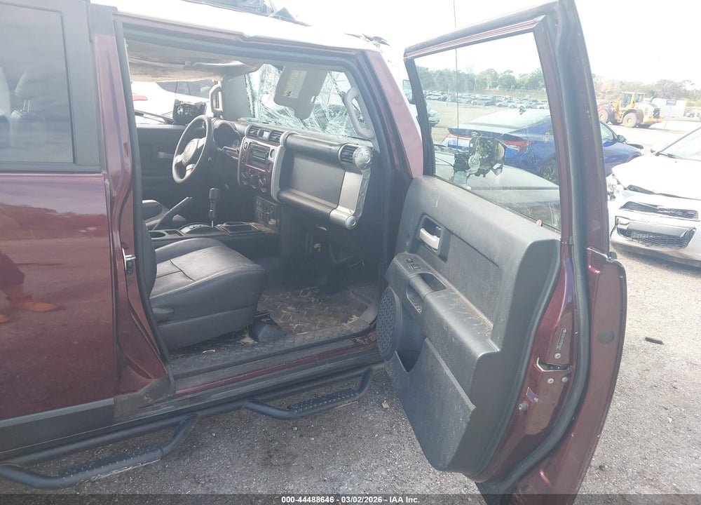 2007 TOYOTA FJ CRUISER VIN: JTEZU11FX70014997
