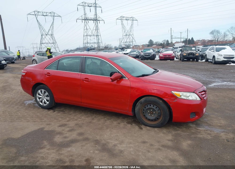 2011 TOYOTA CAMRY LE VIN: 4T1BF3EK3BU741561