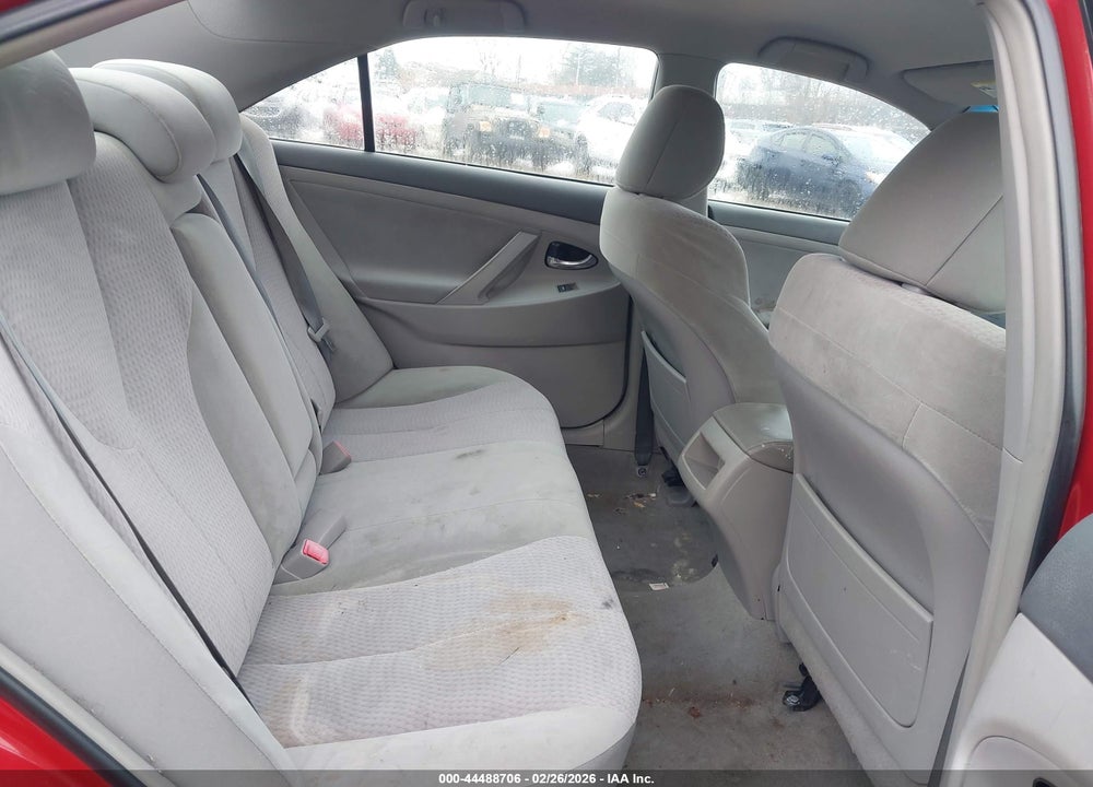 2011 TOYOTA CAMRY LE VIN: 4T1BF3EK3BU741561