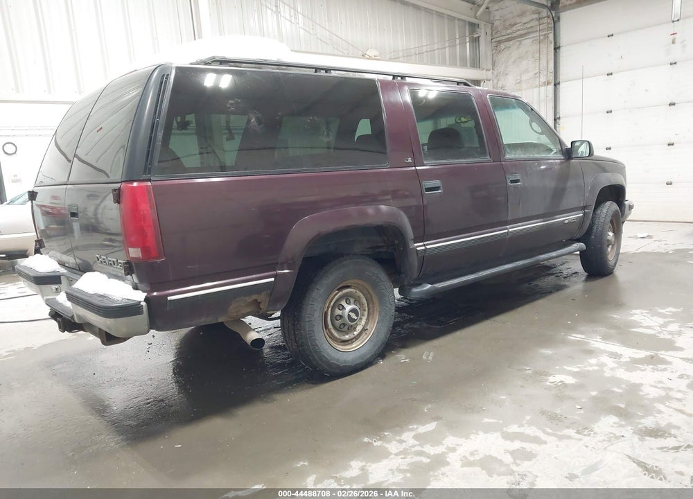 1997 CHEVROLET SUBURBAN 1500 VIN: 1GNGK16F6VJ405069