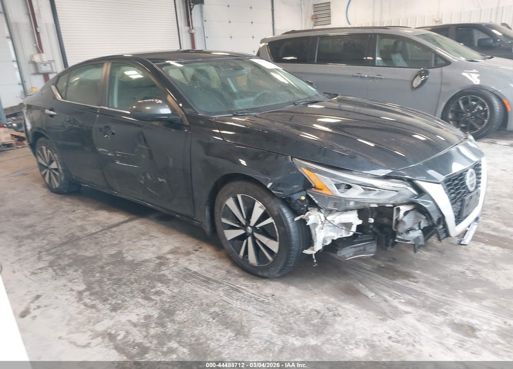 2021 NISSAN ALTIMA SV FWD VIN: 1N4BL4DV9MN330649